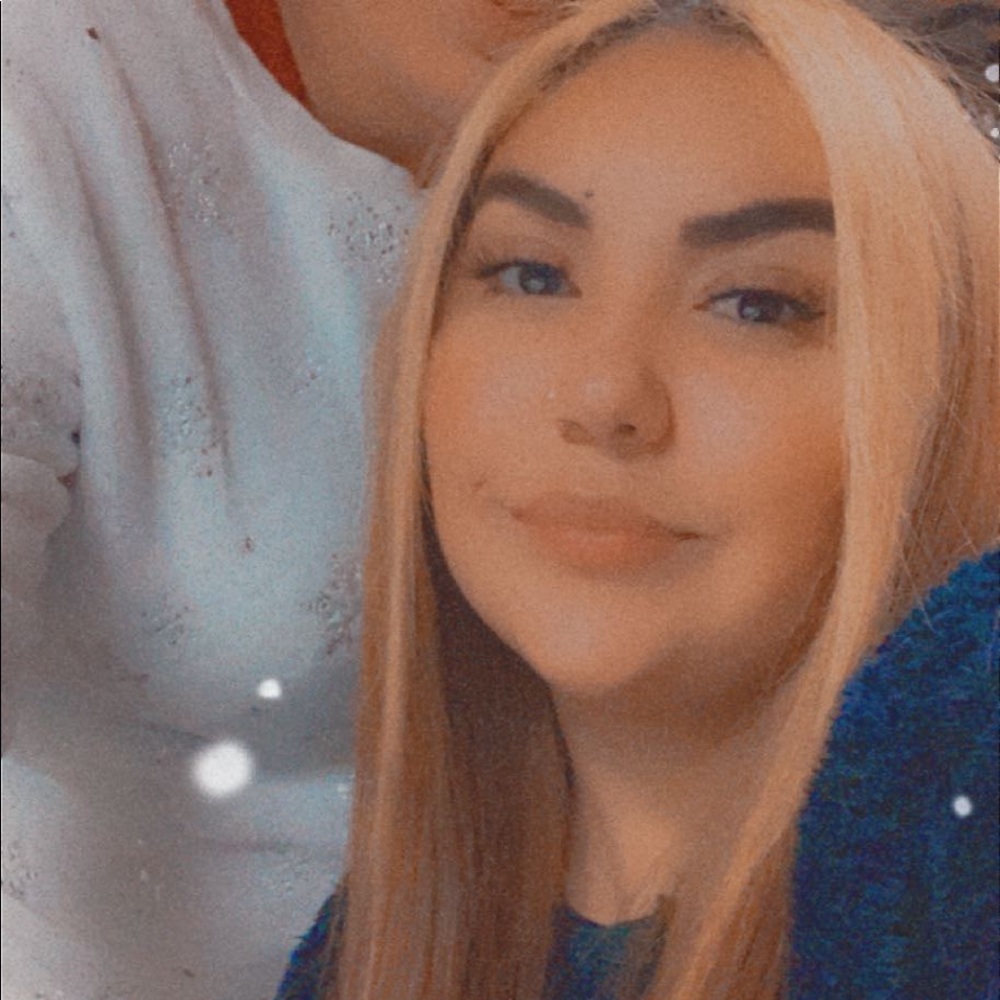 Meet your Posher, Yasmin